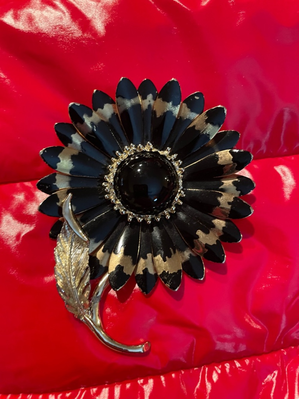 Vintage Black and Gold Gerber Daisy Brooch